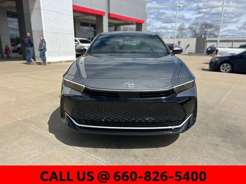 Used 2025 Toyota Crown XLE image 2