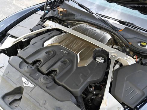 Used 2020 Bentley Continental GT V8 AWD/4WD image 28