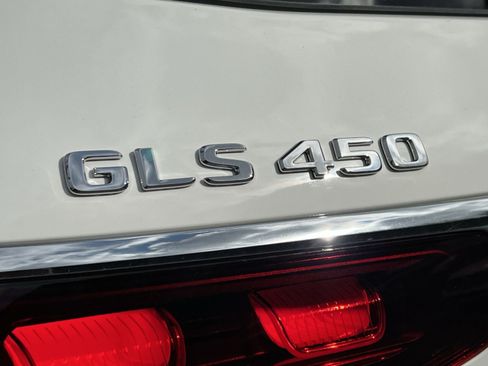 New 2026 Mercedes-Benz GLS 450 4MATIC image 37