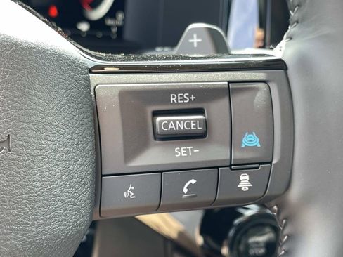 New 2026 Nissan Pathfinder Platinum AWD/4WD image 35