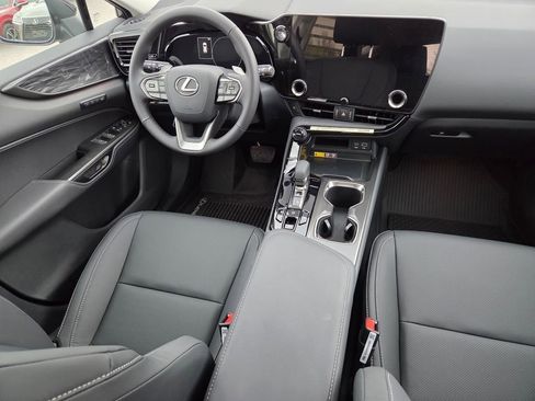 Used 2026 Lexus NX 350h AWD w/ Accessory Package (2T) image 32