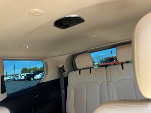 Used 2022 Jeep Grand Cherokee L Limited image 30