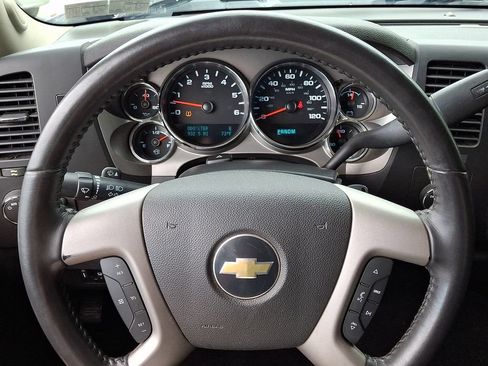 Used 2011 Chevrolet Silverado 1500 LT w/ All-Star Edition AWD/4WD image 18