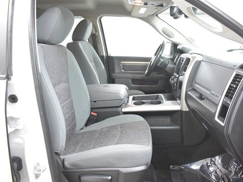 Used 2018 RAM 1500 Big Horn AWD/4WD image 23