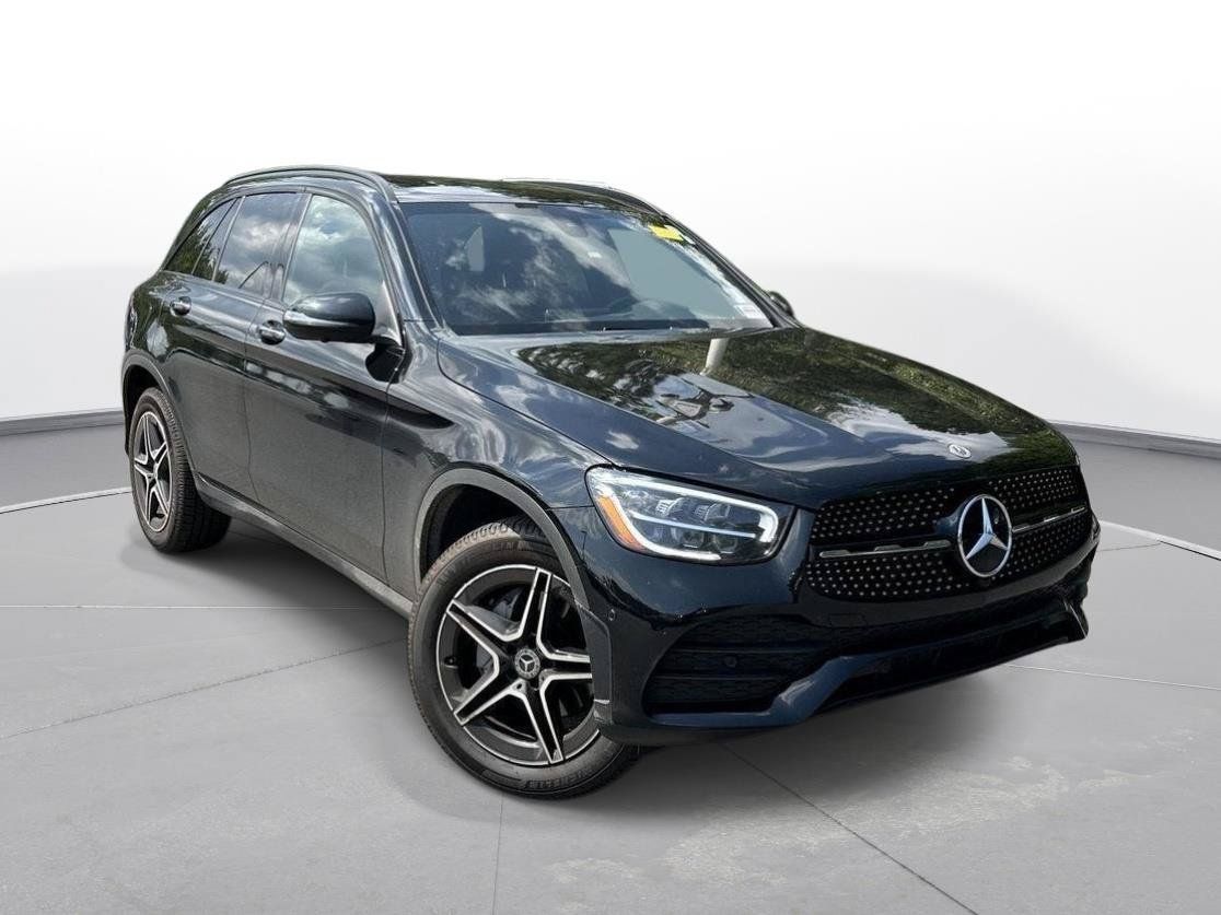 Used 2021 Mercedes-Benz GLC 300 4MATIC image 4