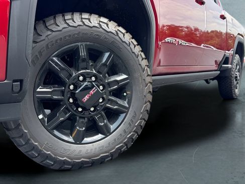 New 2026 GMC Sierra 2500 AT4 w/ AT4 Premium Plus Package AWD/4WD image 2