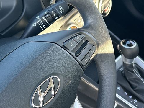 New 2026 Hyundai Venue SE image 23