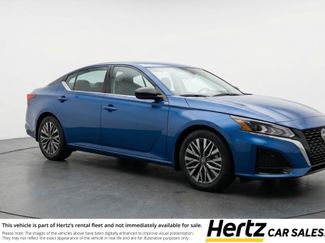 Used 2025 Nissan Altima 2.5 SV video 1