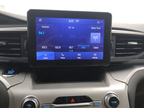 Used 2021 Ford Explorer XLT w/ Class III Trailer Tow Package AWD/4WD image 25