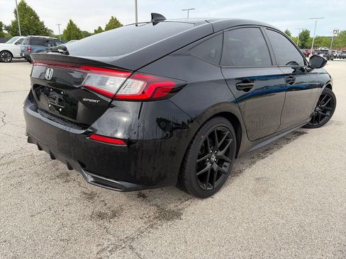 Used 2023 Honda Civic Sport image 7