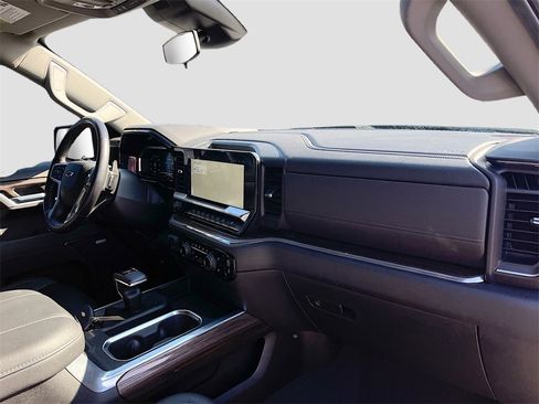 Used 2023 Chevrolet Silverado 1500 RST image 25