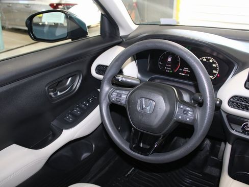 Certified 2023 Honda HR-V LX image 21