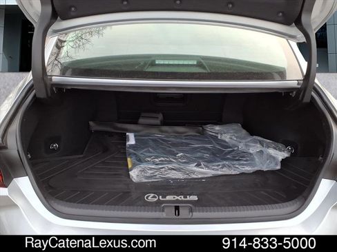 Certified 2022 Lexus ES 350 w/ Premium Package image 18