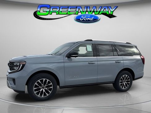 New 2025 Ford Expedition Platinum image 1