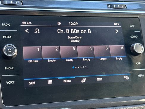 Used 2022 Volkswagen Tiguan SE image 15