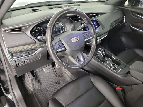 Used 2021 Cadillac XT4 Sport w/ Cold Weather Package FWD image 19