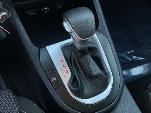 Used 2024 Kia Forte LXS image 16