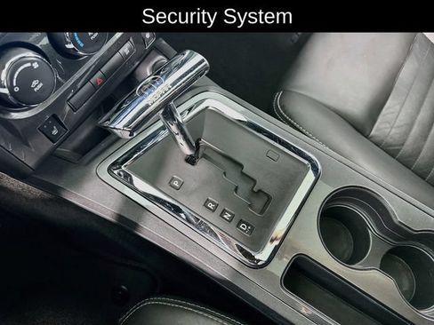 Used 2010 Dodge Challenger R/T RWD image 25