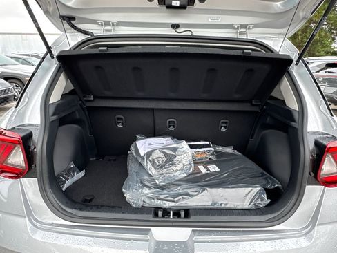 New 2026 Hyundai Venue SEL image 15