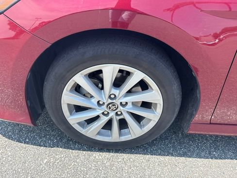 Used 2022 Toyota Camry LE FWD image 13