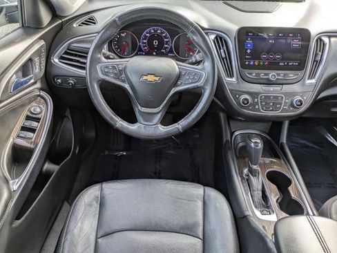 Used 2019 Chevrolet Malibu Premier w/ Sun and Wheel Package FWD image 14