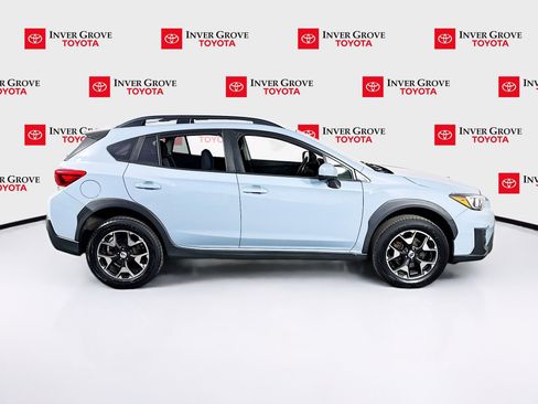 Used 2018 Subaru Crosstrek 2.0i Premium image 4