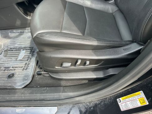 Used 2023 Cadillac XT6 Sport image 14