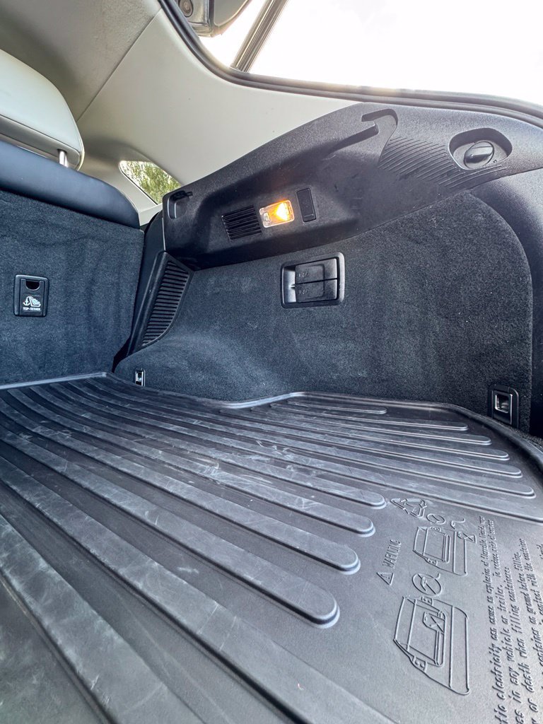 Used 2019 Lexus RX 450h AWD w/ Navigation Package image 12