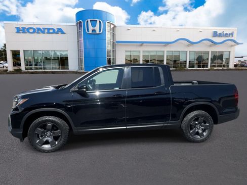 Used 2026 Honda Ridgeline TrailSport image 2