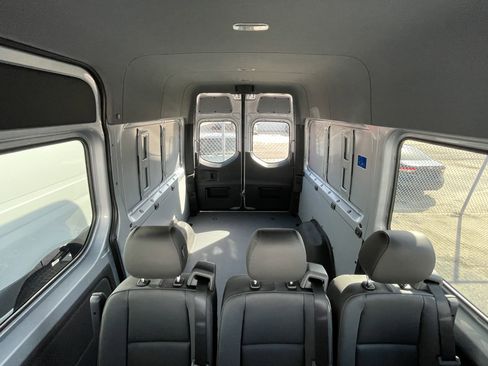 New 2026 Mercedes-Benz Sprinter 2500 image 6