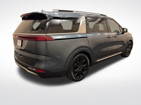 Used 2024 Kia Carnival SX Prestige FWD image 5