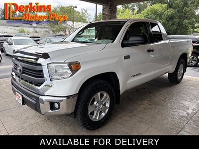 Used 2015 Toyota Tundra SR5 w/ SR5 Upgrade Package