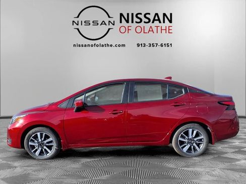 New 2025 Nissan Versa SV w/ Trunk Package FWD image 17