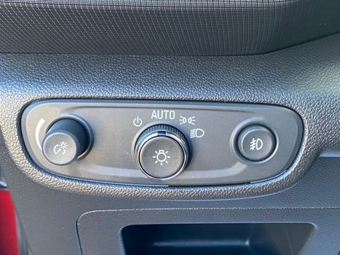 Used 2022 Chevrolet TrailBlazer RS w/ Sun and Liftgate Package image 45