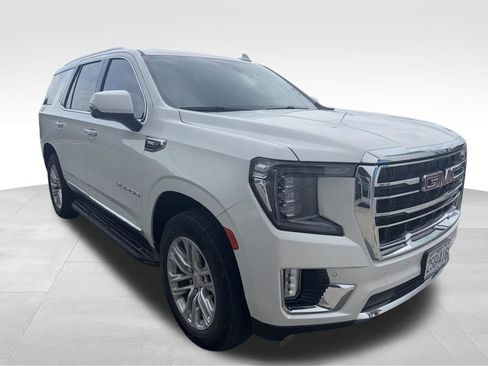 Used 2024 GMC Yukon SLT w/ SLT Premium Package AWD/4WD image 10