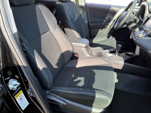Used 2015 Toyota RAV4 XLE AWD/4WD image 41