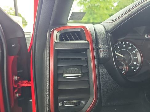 Used 2019 RAM 1500 Rebel AWD/4WD image 11