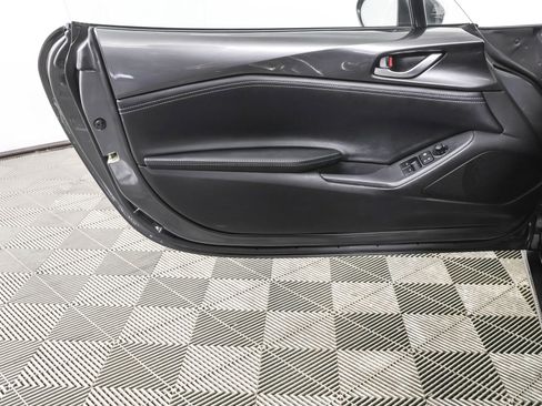 Used 2022 MAZDA MX-5 Miata RF Grand Touring RWD image 34