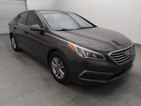 Used 2015 Hyundai Sonata SE image 13