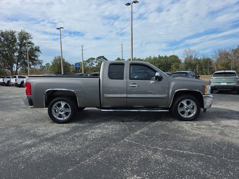 Used 2013 Chevrolet Silverado 1500 LT image 2