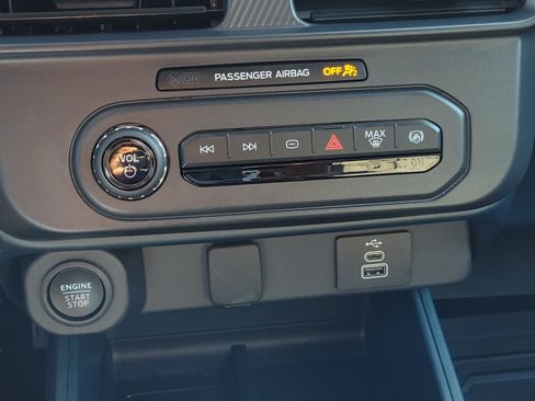 New 2026 Ford Maverick Lobo AWD/4WD image 26