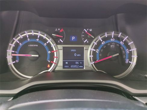 Used 2017 Toyota 4Runner SR5 image 33