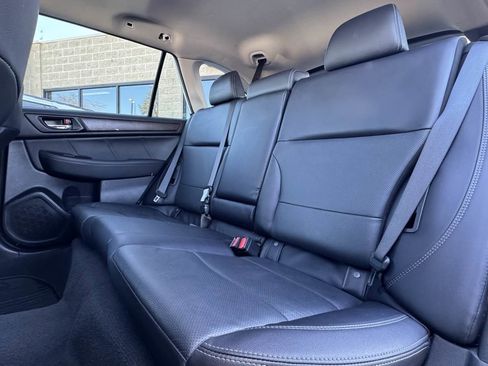 Used 2018 Subaru Outback 3.6R Limited image 38