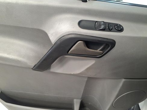Used 2016 Mercedes-Benz Sprinter 2500 image 8