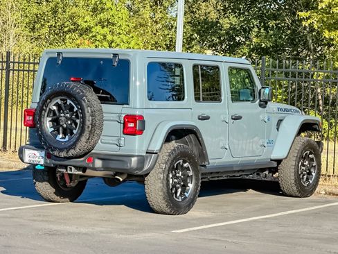 Used 2024 Jeep Wrangler Unlimited Rubicon 4xe AWD/4WD image 3