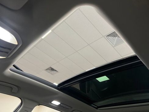 Used 2025 Subaru Ascent Limited AWD/4WD image 23