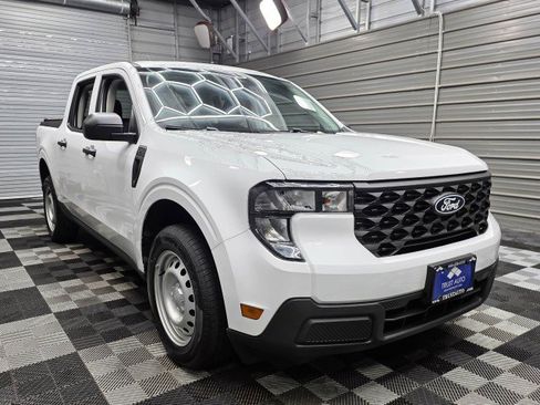 Used 2025 Ford Maverick XL w/ Equipment Group 101A AWD/4WD image 5