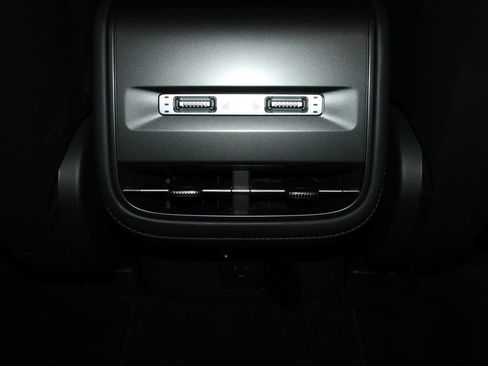 Used 2024 Lincoln Nautilus Premier w/ Equipment Group 102A AWD/4WD image 34
