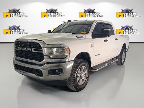 Used 2024 RAM 2500 Big Horn w/ Off Road Package image 1