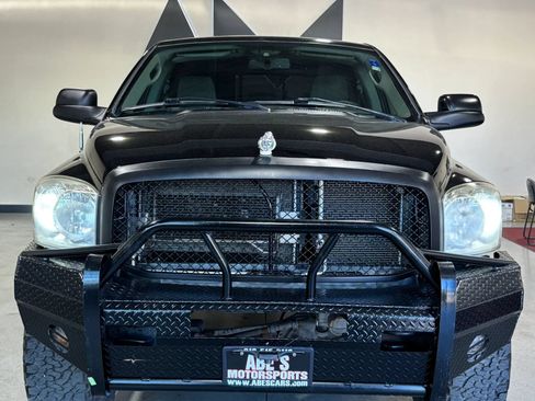Used 2007 Dodge Ram 1500 Truck SLT w/ Trailer Tow Group AWD/4WD image 2